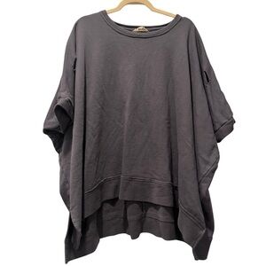 Peach Love oversized top navy size small